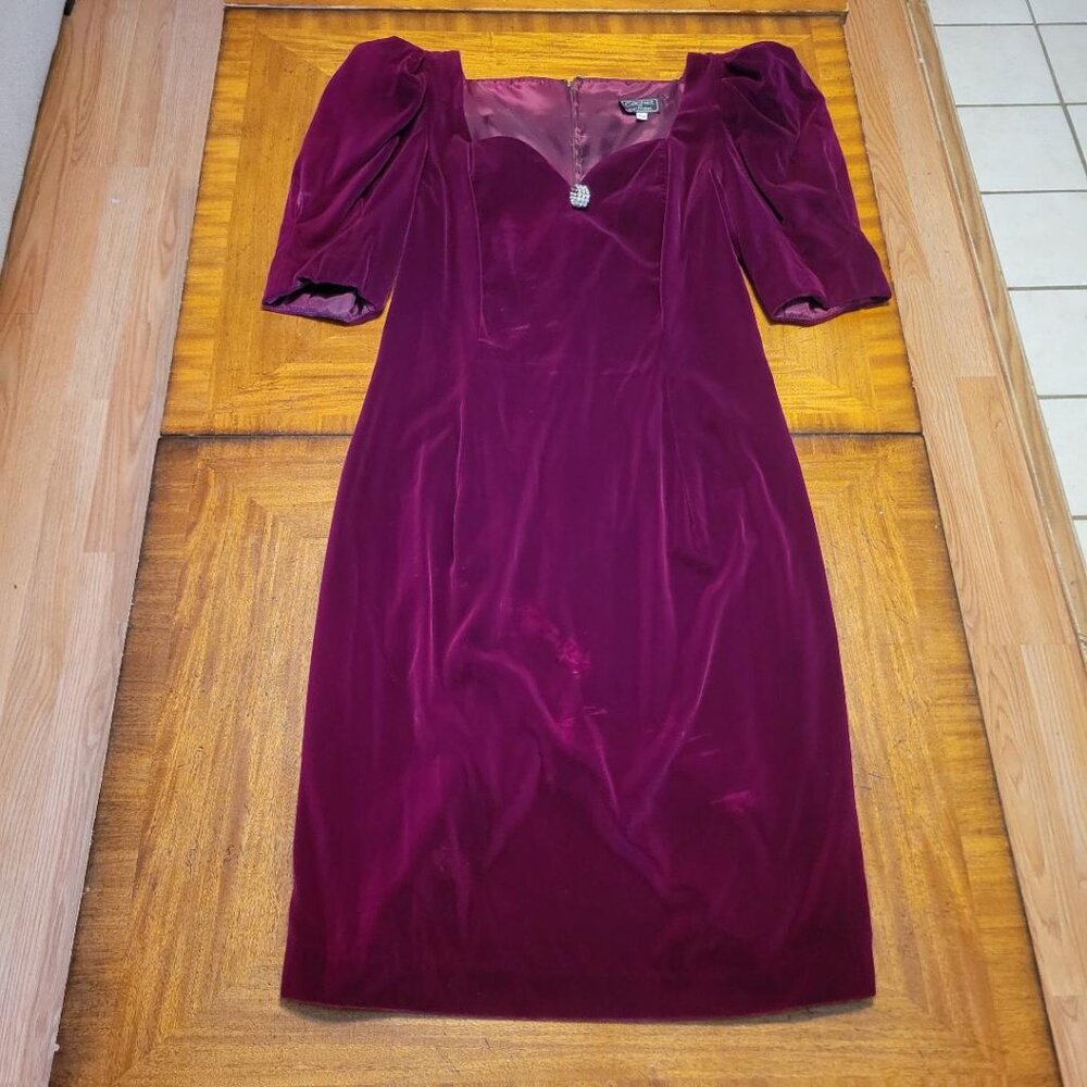 Cachet by Bart Protas Red Velvet Formal Dress